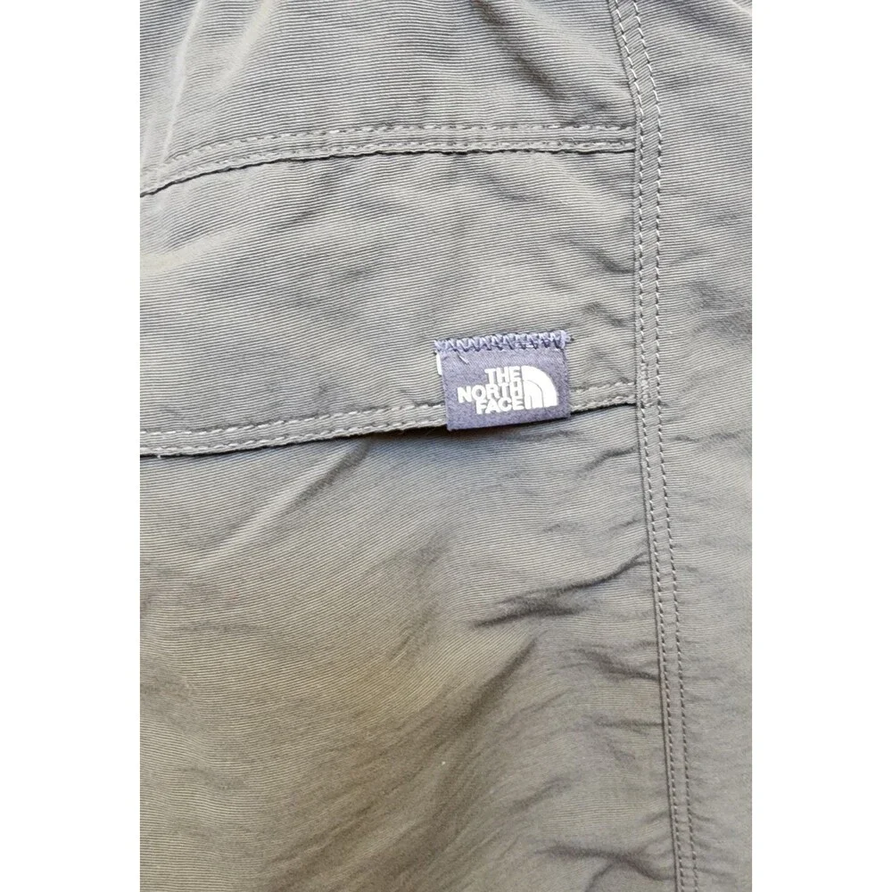 The North Face Convertible Cargo Pants Size XL Short Army Green Nylon